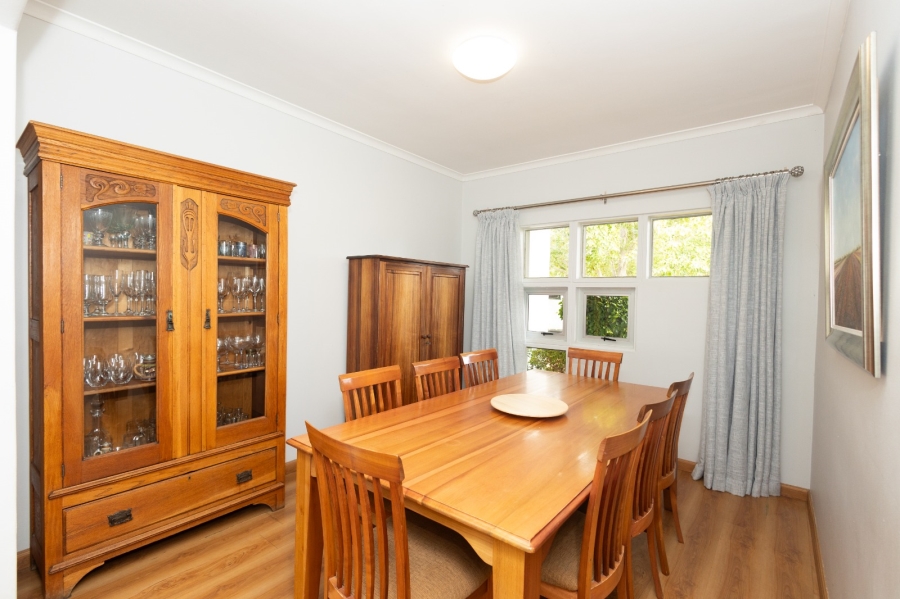 To Let 5 Bedroom Property for Rent in Vierlanden Western Cape